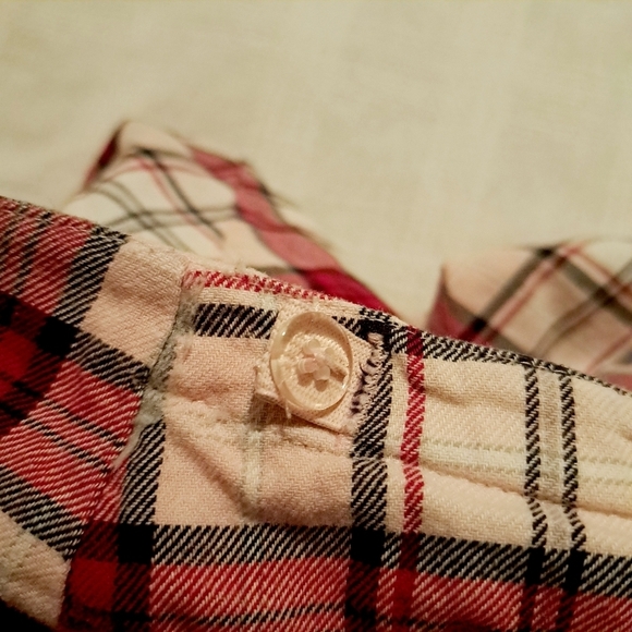 Gymboree girls size 8 plaid flannel skirt, modesty shorts, bow on the front - Picture 2 of 5